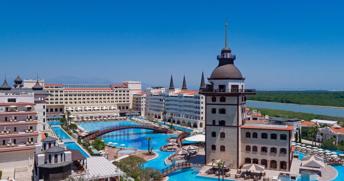 Mardan Palace genel görünümü